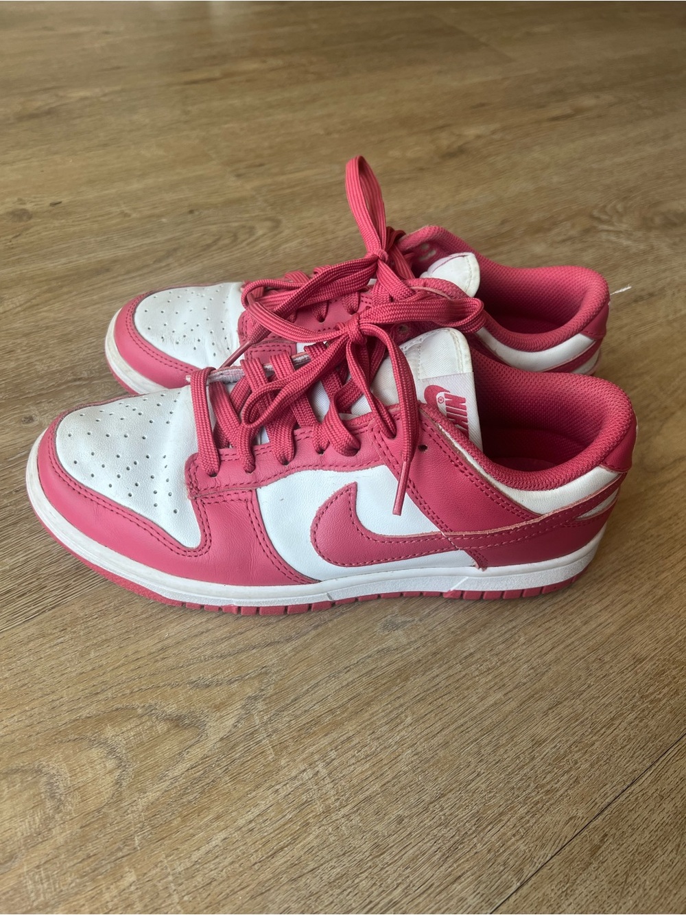 Nike Kids Pink and White Low-Top Sneakers